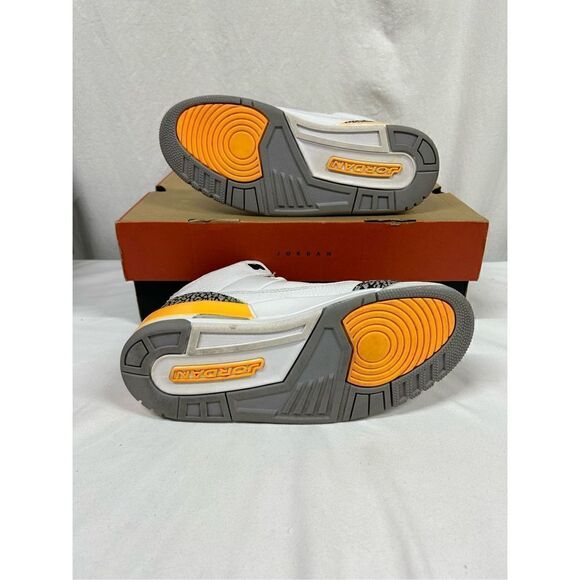 Size 9 womens 7.5 mens‎  - Jordan 3 Retro Laser Orange 2020 - Picture 3 of 6